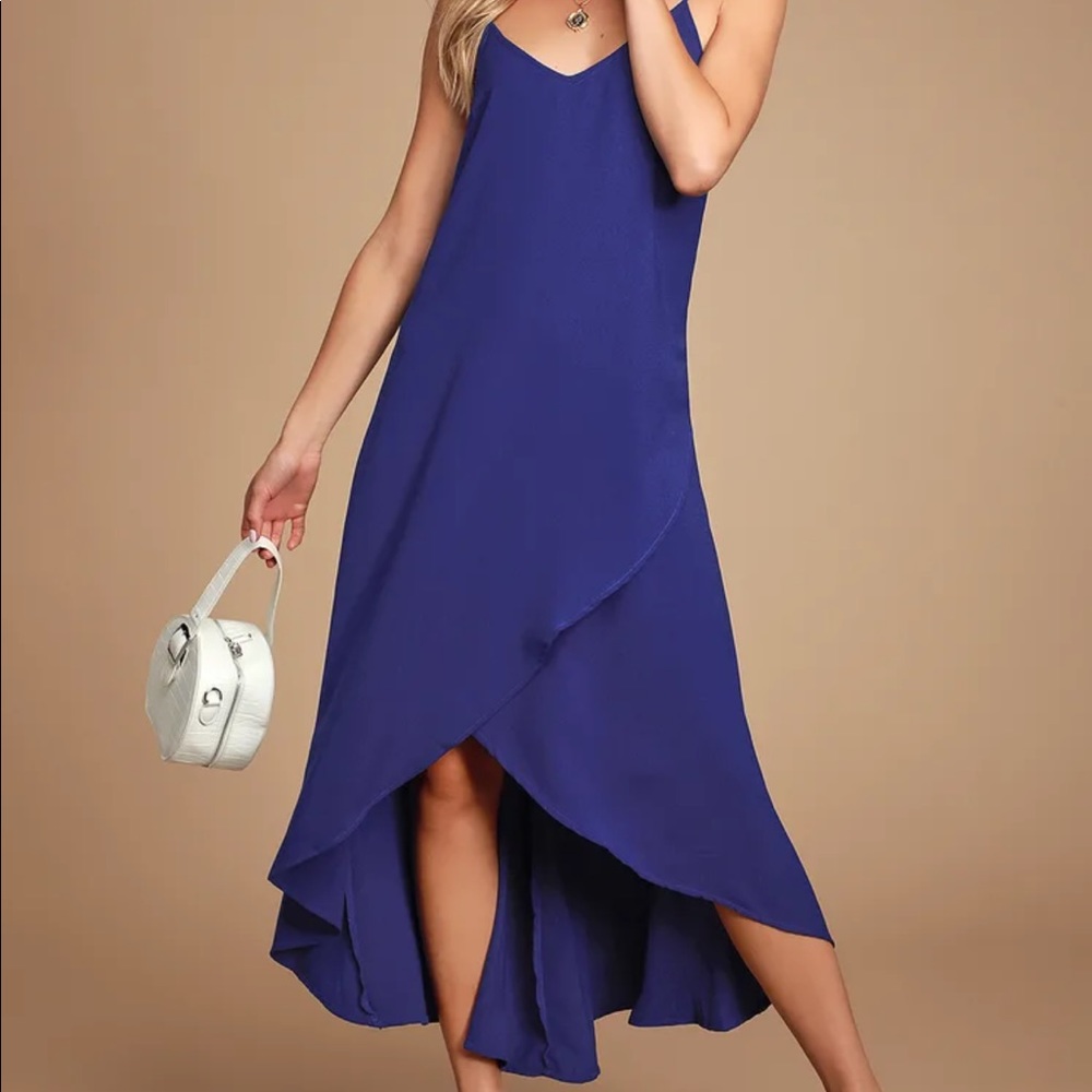 Lulu’s asymmetrical hi-lo maxi dress